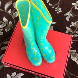 Bootsi Tootsi rain boots